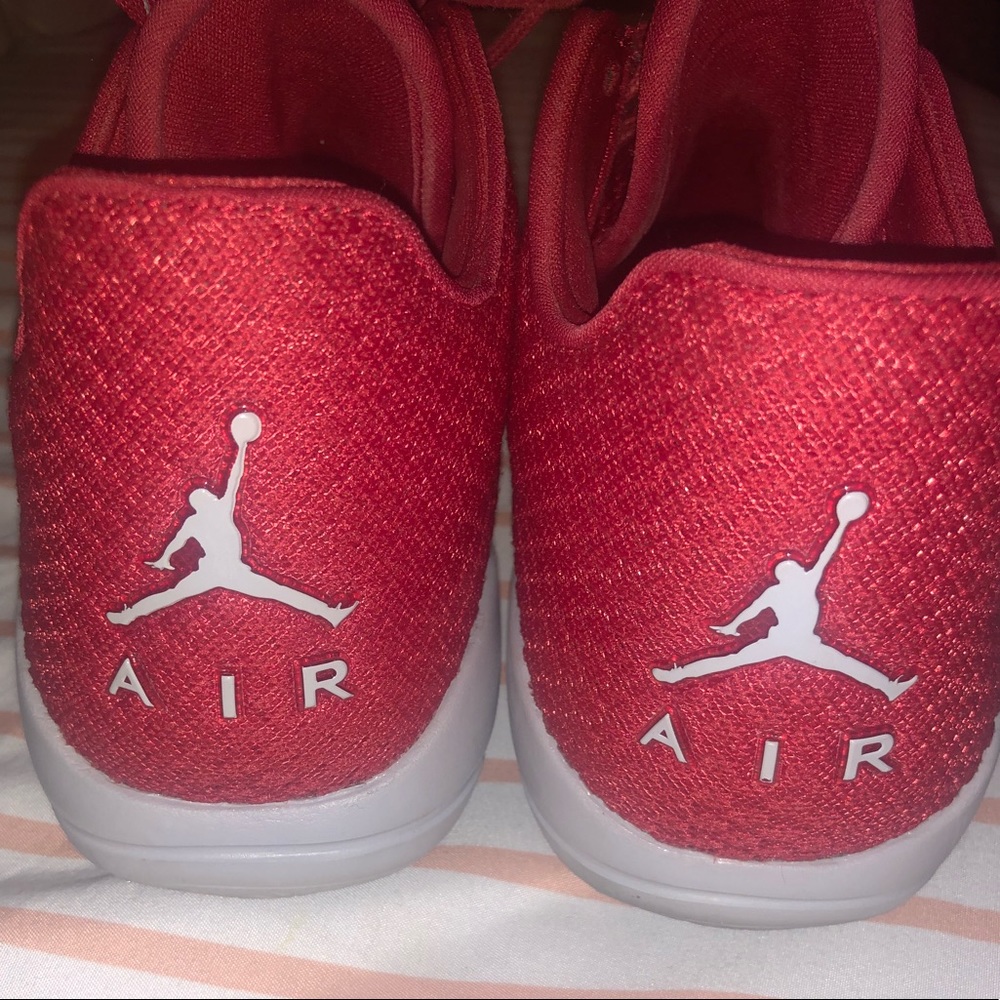 Red Jordan Air